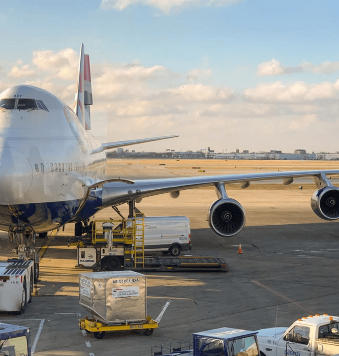 Empresa de transporte aereo de mercancias